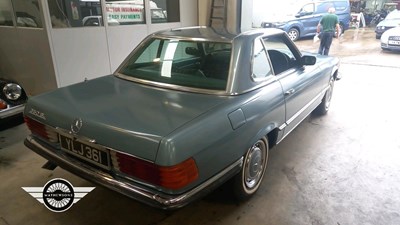 Lot 262 - 1972 MERCEDES 350 SL