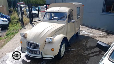 Lot 14 - 2004 CITROEN VAN AK400