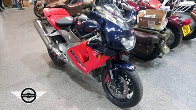 Lot 30 - 1999 APRILIA RSV MILLE