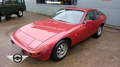 Lot 6 - 1981 PORSCHE 924