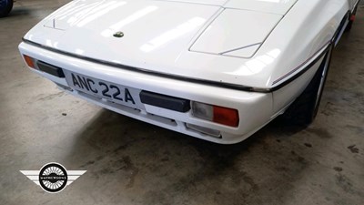 Lot 58 - 1988 LOTUS EXCEL SE