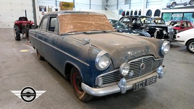 Lot 66 - 1961 FORD ZEPHYR