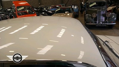 Lot 844 - 1969 JAGUAR 2.4/240