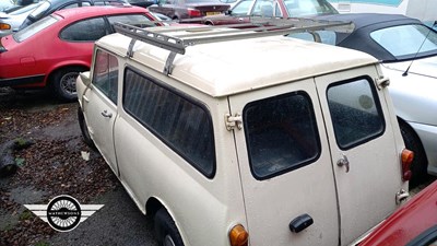 Lot 84 - 1971 MORRIS MINI 1000 VAN