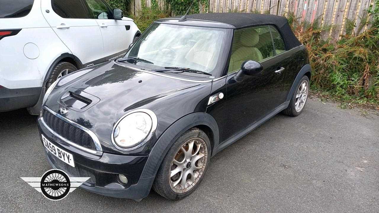 Lot 690 - 2009 MINI COOPER S