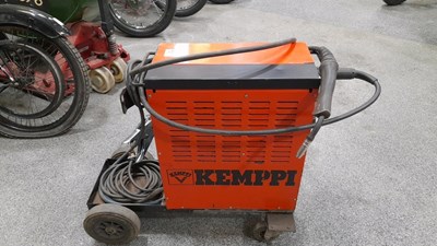 Lot 825 - KEMPPI 150 MIG WELDER