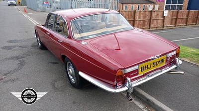 Lot 378 - 1971 JAGUAR 4.2 XJ6 AUTO