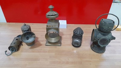 Lot 579 - SELECTION OF OLD STYLE COACH / CAR LAMPS