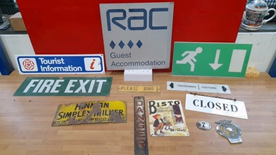 Lot 455 - BAG OF WALL FILLERS SIGNS