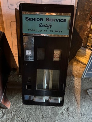 Lot 179 - SENIOR SERVICE CIGARETTE MACHINE