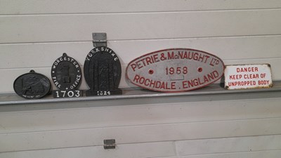 Lot 513 - SELECTION OF CAST SIGNS