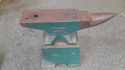 Lot 431 - 1952 64 KGS ANVIL & STAND + BAHCO ADJUSTABLE SPANNER 87-750MM