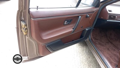 Lot 442 - 1984 VOLKSWAGEN PASSAT GL5 AUTO