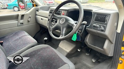 Lot 74 - 2000 VOLKSWAGEN TRANSPORTER TDI LWB