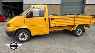 Lot 74 - 2000 VOLKSWAGEN TRANSPORTER TDI LWB