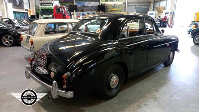 Lot 114 - 1956 WOLSELEY 4 44