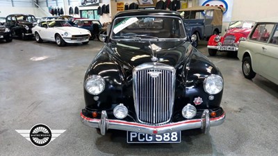 Lot 114 - 1956 WOLSELEY 4 44