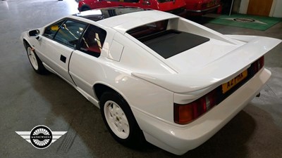 Lot 128 - 1988 LOTUS ESPRIT