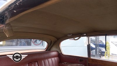 Lot 788 - 1960 AUSTIN VDP PRINCESS LIMOUSINE