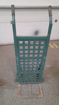 Lot 293 - ANVIL & VICTORIA WINE SALT TROLLEY