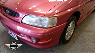 Lot 212 - 1993 FORD ESCORT SI