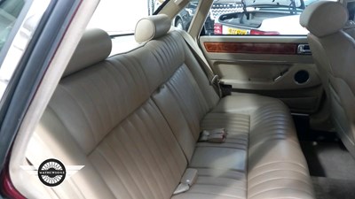 Lot 299 - 1992 JAGUAR SOVEREIGN 4.0