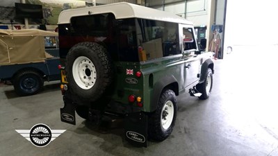 Lot 354 - 2002 LAND ROVER DEFENDER 90 TD5