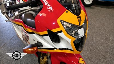 Lot 362 - 2005 SUZUKI GSX R750 K5
