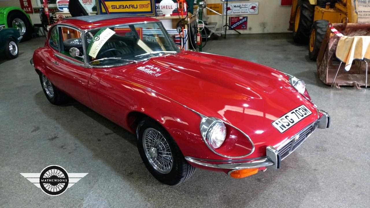 Lot 466 - 1973 JAGUAR 2+2 E TYPE