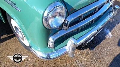 Lot 458 - 1956 MORRIS OXFORD