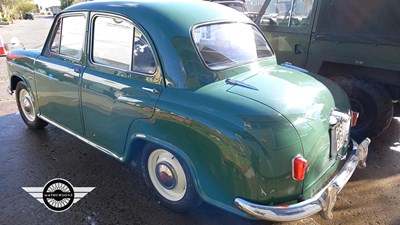 Lot 458 - 1956 MORRIS OXFORD