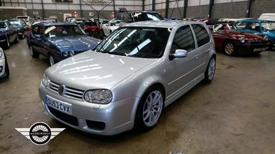 Lot 404 - 2003 VOLKSWAGEN GOLF R32