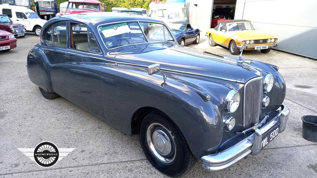 Lot 303 - 1954 JAGUAR MK VII