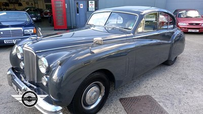 Lot 303 - 1954 JAGUAR MK VII