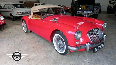 Lot 304 - 1957 MG A