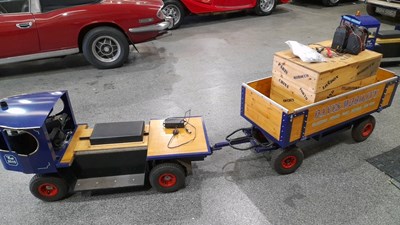 Lot 207 - 3" SCALE SENTINEL WAGGON BATTERY POWERED LORRY WITH TRAILER