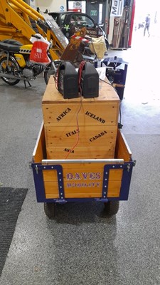 Lot 207 - 3" SCALE SENTINEL WAGGON BATTERY POWERED LORRY WITH TRAILER