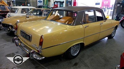 Lot 486 - 1972 ROVER 3500S