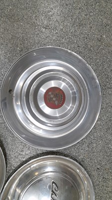 Lot 857 - 5X METAL HUB CAPS, IDEAL WALL FILLERS