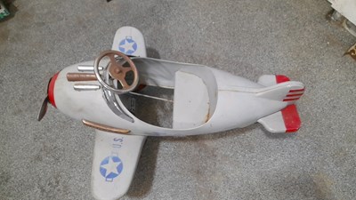 Lot 183 - GREY PEDAL PLANE