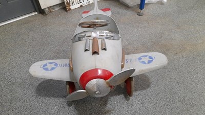 Lot 183 - GREY PEDAL PLANE