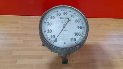 Lot 359 - DUNLOP GARAGE FORECOURT AIR CONTROLLER GAGE 9" DIA