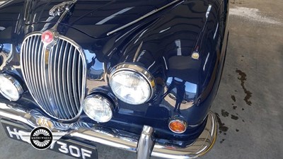 Lot 572 - 1967 JAGUAR 340