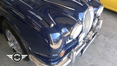 Lot 572 - 1967 JAGUAR 340