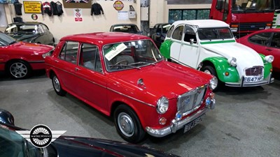 Lot 576 - 1964 MG 1100