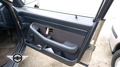 Lot 604 - 1989 AUDI 100 AVANT E AUTO