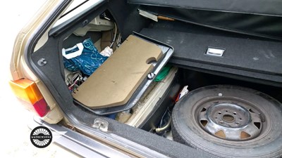 Lot 604 - 1989 AUDI 100 AVANT E AUTO