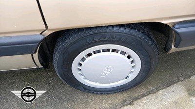 Lot 604 - 1989 AUDI 100 AVANT E AUTO