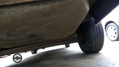 Lot 604 - 1989 AUDI 100 AVANT E AUTO