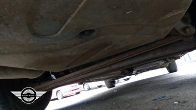 Lot 604 - 1989 AUDI 100 AVANT E AUTO